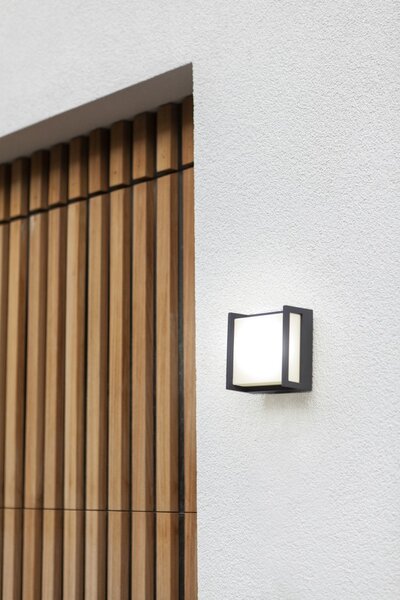 Lutec 5195401118 Qubo LED Nástěnné venkovní světlo | Teplá bílá | 8W | Šedá