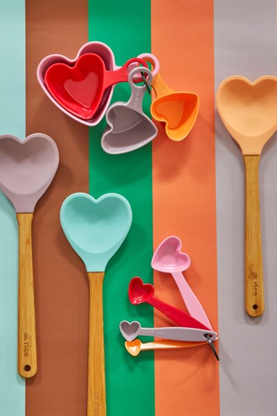 Silikonová servírovací lžíce Heart Shape Fialová