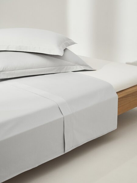 Napínací prostěradlo z bavlněného saténu Premium