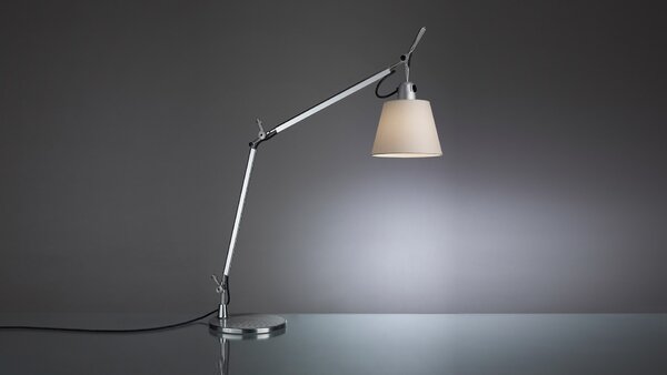 Artemide 50TOL Tolomeo Basculante 180 Tavolo, stolní lampa s vypínačem, pergamenové stínítko, 1x8W LED E27, výška 65-108cm