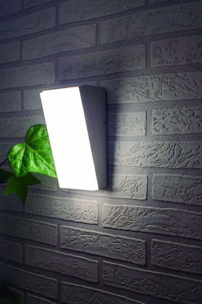 Mantra 7073 Solden, nástěnné venkovní svítidlo, 9W LED 3000K, bílá, výška 17,6cm, IP65