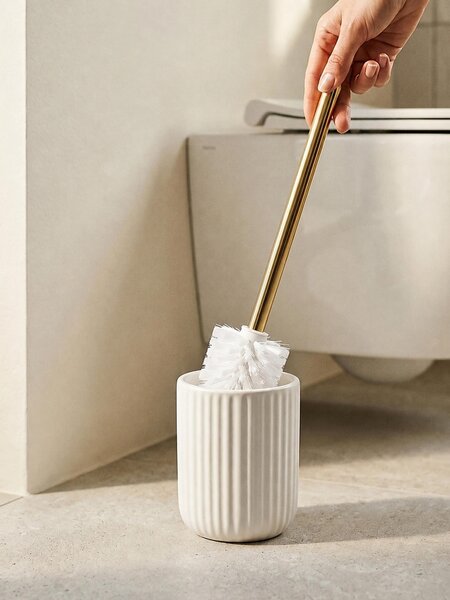 Sinsay - Rýhovaný keramický WC kartáč se zlatou rukojetí - krémová