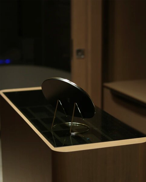 Ferm Living designová zrcadla Pond Table Mirror