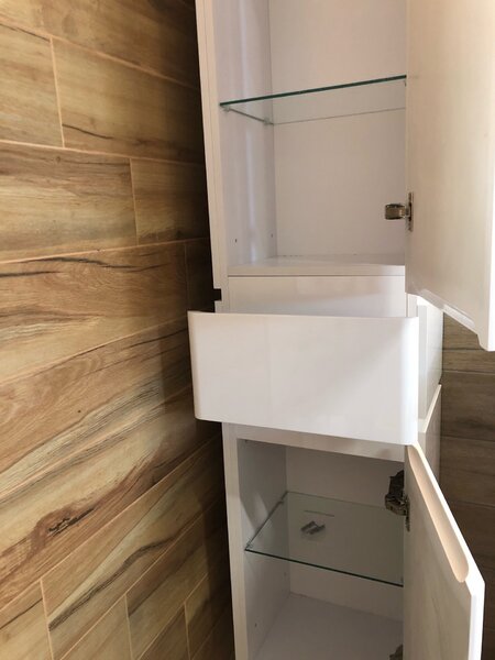 Lavedo Lion White I 40 vysoká skříňka do koupelny Orientace: Pravá