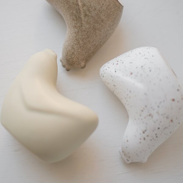 DBKD Velikonoční slepička Mini Hen - Creme DK393