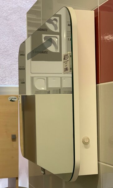 Lavedo Lynx 80 zrcadlová skříňka do koupelny s LED podsvícením