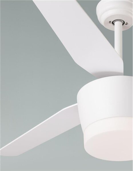 Nova Luce Stropní ventilátor se světlem MONSOON tělo z oceli, 3ABS dřevěné listy LED 18W 3000K Barva: Černá