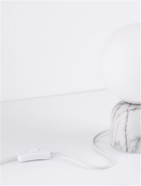 Nova Luce Stolní lampa KENIO bílá mramor opálové sklo E14 1x12W