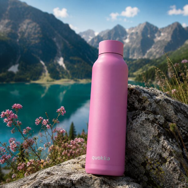 Nerezová termoláhev Solid Powder, 630ml, Quokka, růžová