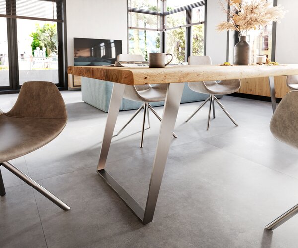 DELIFE Jídelní stůl Edge 260x100 cm XL akácie přírodní nerezová ocel stříbrná šikmý Live-Edge