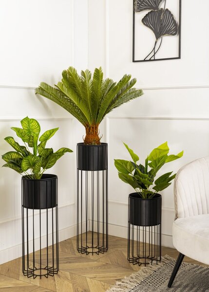 KOVOVÝ KVĚTINÁČ SE STOJÁNEM GLAM 55X20 CM ČERNÁ