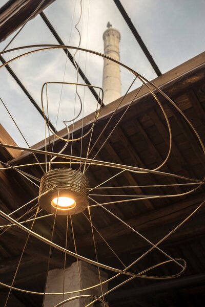 Axolight Hoops 2, zlaté závěsné svítidlo, 2x16W LED 3000K stmívatelné, prům. 100cm, výška 43cm