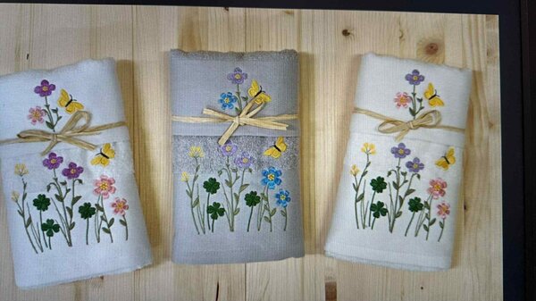 Dárková sada 2 ks froté ručníků Květy 40x60 cm + 50x100 cm Barva Bílá