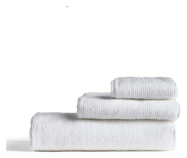 Bílá froté bavlněná osuška 70x140 cm Olvira – Kave Home