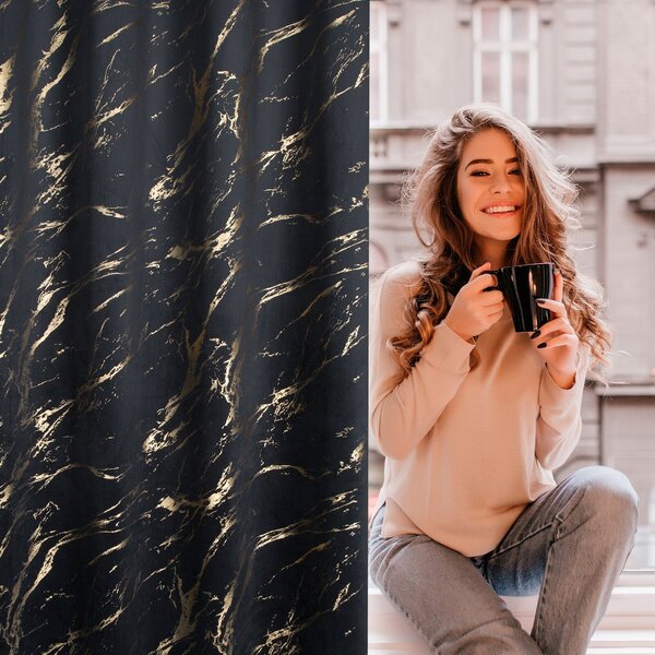 ZATEMŇOVACÍ ZÁVĚS NA KROUŽCÍCH MOLY 140X250 CM VZOROVANÁ