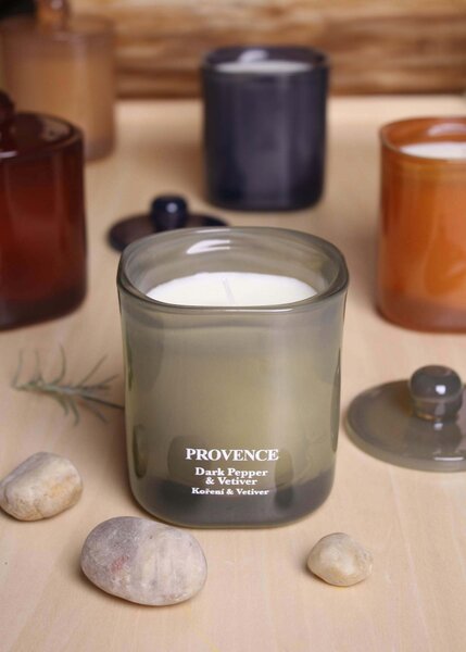 Vonná svíčka ve skle PROVENCE 25 hodin pepř vetiver