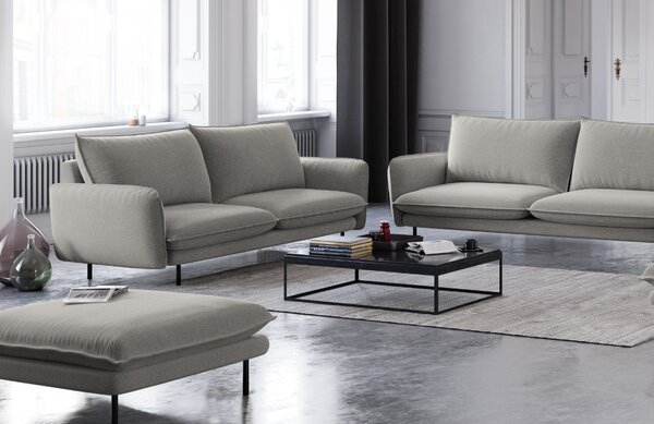 -25 % Dny MOMENTI– Cosmopolitan Design Světle šedá čalouněná dvoumístná pohovka Vienna 160 cm