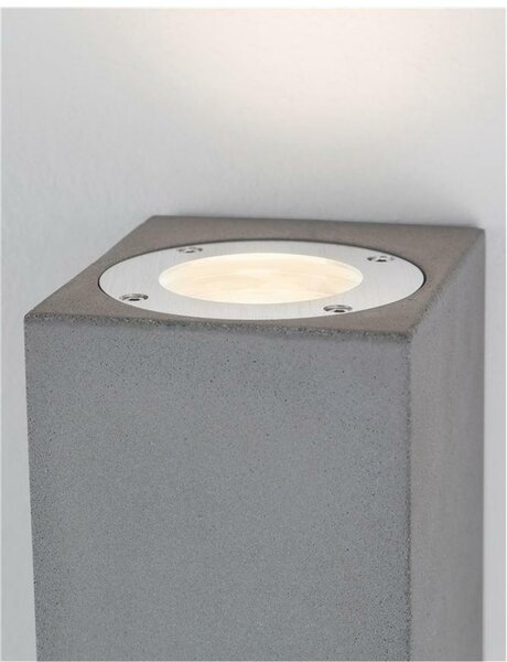 NOVA LUCE venkovní nástěnné svítidlo FUENTO šedý beton skleněný difuzor GU10 2x7W IP65 100-240V bez žárovky světlo nahoru a dolů 9790552