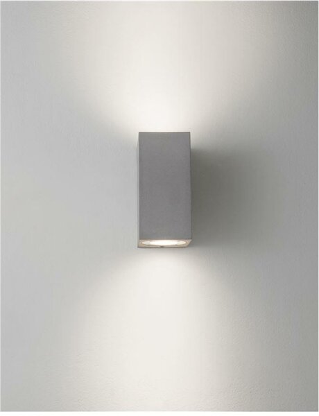 NOVA LUCE venkovní nástěnné svítidlo FUENTO šedý beton skleněný difuzor GU10 2x7W IP65 100-240V bez žárovky světlo nahoru a dolů 9790552