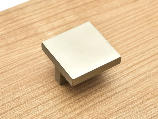 Hettich MESSANA nerez 32 mm