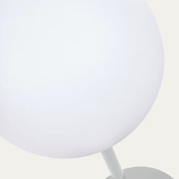 Bílá plastová stolní LED lampa Kave Home Dinesh se šedou podnoží