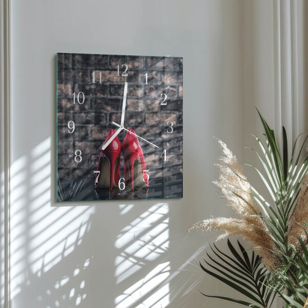 Skleněné hodiny Červené vysoké podpatky zskb-30x30-00091861