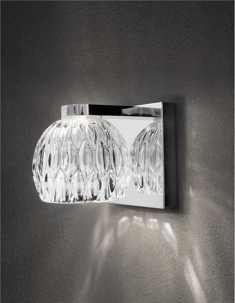 Nova Luce Nástěnné svítidlo LARA čiré sklo a chromová základna LED 5W
