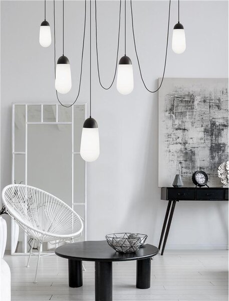 Nova Luce Závěsné svítidlo BLAKY matný černý kov a opálové sklo E14 5x5W