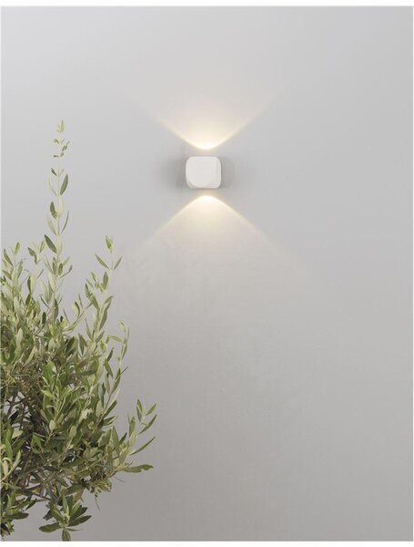 Nova Luce Venkovní nástěnné svítidlo ZARI, LED 2x2W 3000K 2x38st. IP54 světlo ve dvou směrech Barva: Bílá