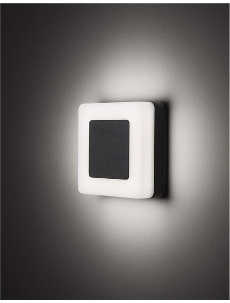 Nova Luce Venkovní nástěnné svítidlo TUNE, LED 9W 3000K 115st. IP65 Barva: Černá