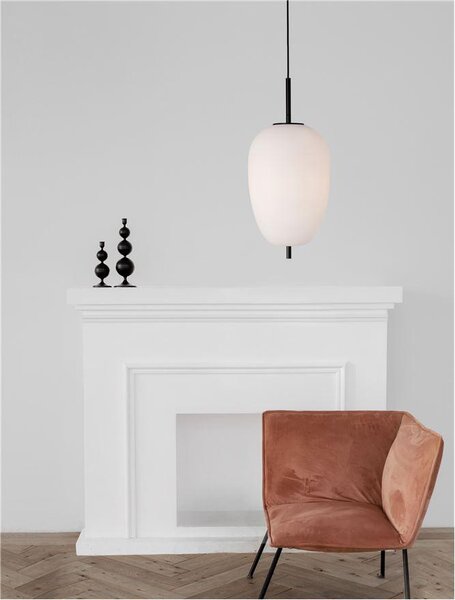 Nova Luce Závěsné svítidlo LATO černý kov a opálové sklo E27 1x12W