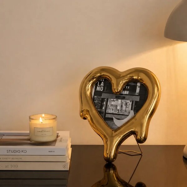 Seletti Zlatý porcelánový fotorámeček Melted Heart 35 x 30 cm