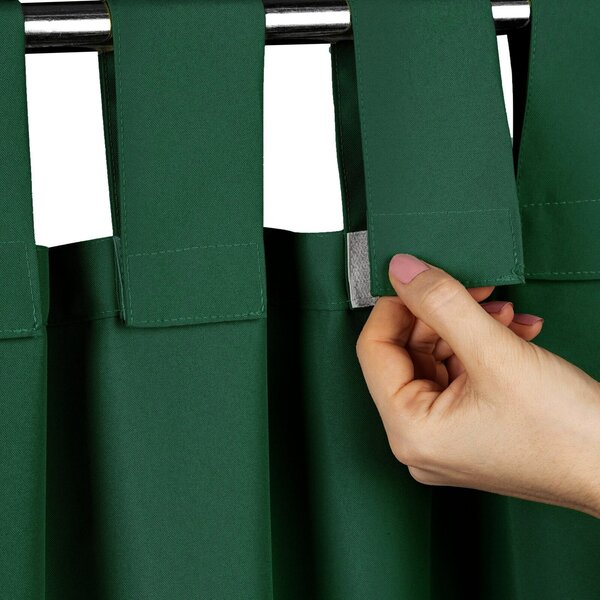 ZAHRADNÍ VODĚODOLNÝ ZÁVĚS NA POUTKÁCH GARDEN 155X260 CM ZELENÁ