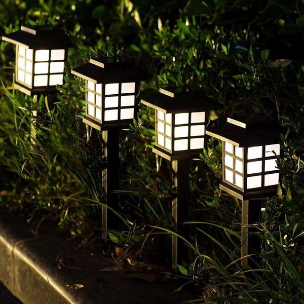 Solární zapichovací LED lampa