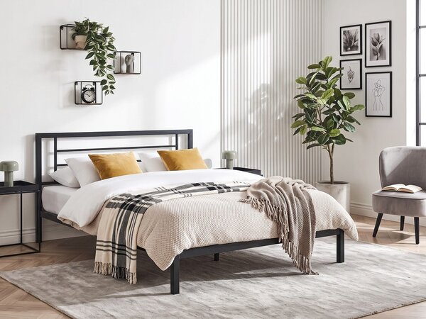 Postel Kov CUSSET 180 x 200 cm Černá