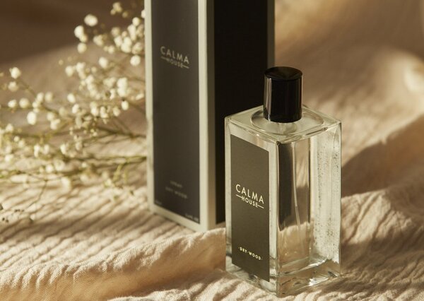 Calma House Bytová vůně Luna ve spreji, dřevitá, 100 ml