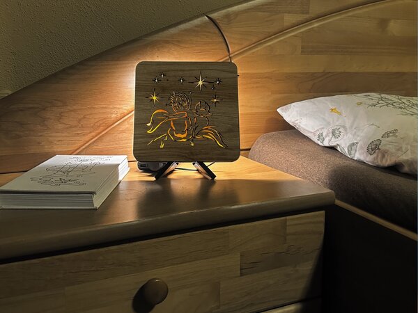 "Malý princ" lampa 19x19cm provedení povrchu: dub