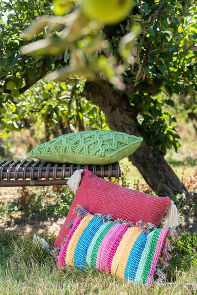 Pistáciově zelený polštář s výplní Macrame - Ø 45*10 cm - J-Line by Jolipa