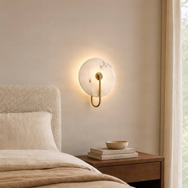 Lucande LED nástěnné světlo Ruma, mosaz, alabastr, stmívatelné, stmívatelný, Mosaz / zlato, Obývací pokoj / jídelna, Sádra / hlína, Design
