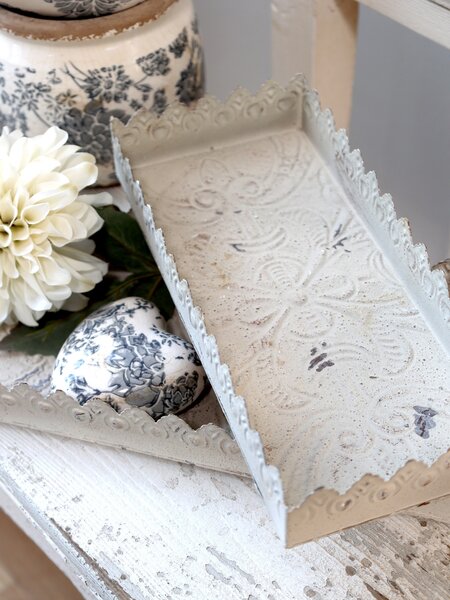 Set 3ks krémový antik kovový podnos s patinou Flowre - 40*18*5cm - Chic Antique