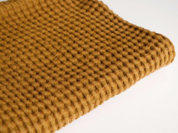 Snový svět Lněný ručník vaflový okrový - 48% len Rozměr: 50 x 50 cm
