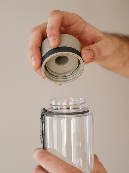 Plastová BPA free lahev z tritanu EQUA Plain Grey 600 ml