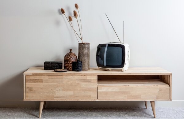 WOOOD Dubový TV stolek Alize 150 x 44 cm