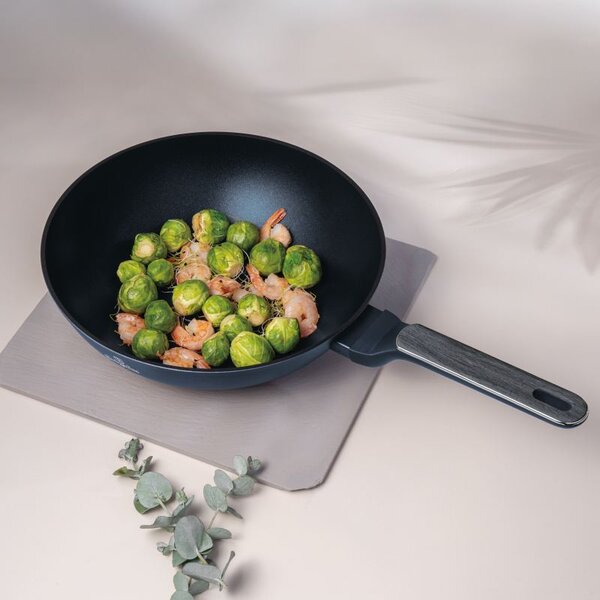 Pánev Wok s titanovým povrchem 28 cm Deep Sea Collection