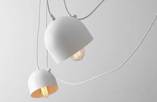 Nordic Design Bílé kovové závěsné světlo Pop 6