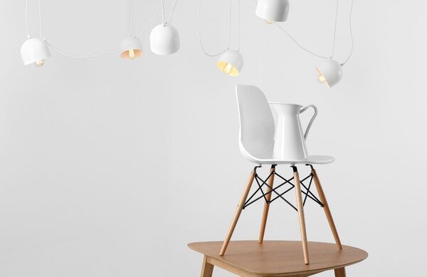 Nordic Design Bílé kovové závěsné světlo Pop 6