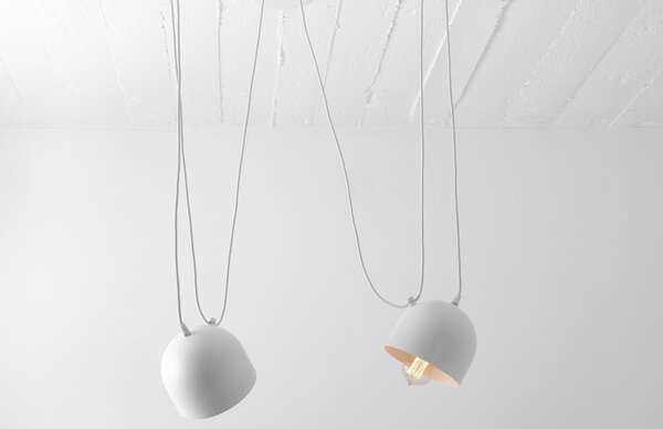 Nordic Design Bílé kovové závěsné světlo Pop 2
