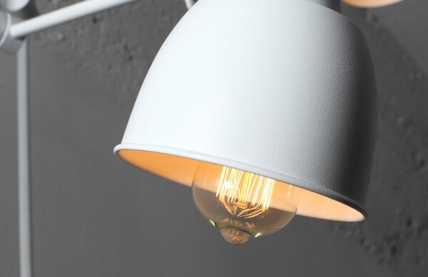 Nordic Design Bílá kovová nástěnná lampa Cobain II