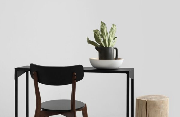 Nordic Design Černý kovový toaletní stolek Narvik 100 x 35 cm