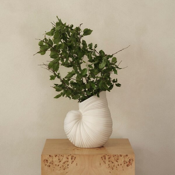 FERM LIVING Váza Shell Vase, Off-white